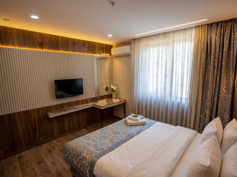 Rooms 9