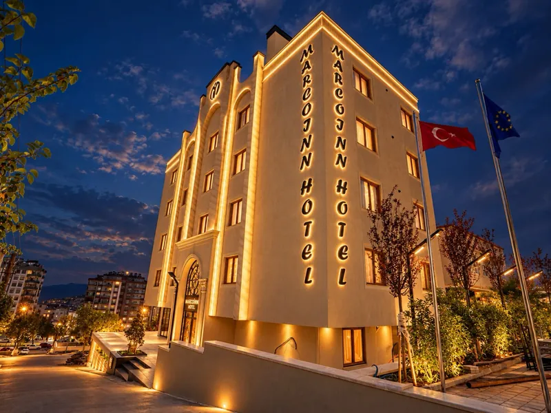 Exterior 7